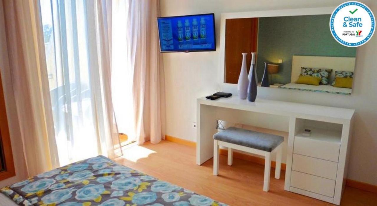 House F Sao Rafael Beach - Free Wifi & Airco, Netflix Ready - 300M From The Beach อัลบูเฟรา ภายนอก รูปภาพ