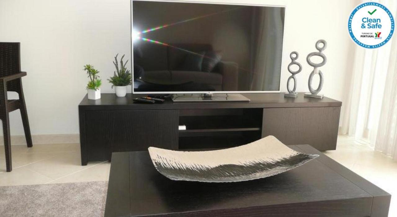 House F Sao Rafael Beach - Free Wifi & Airco, Netflix Ready - 300M From The Beach อัลบูเฟรา ภายนอก รูปภาพ